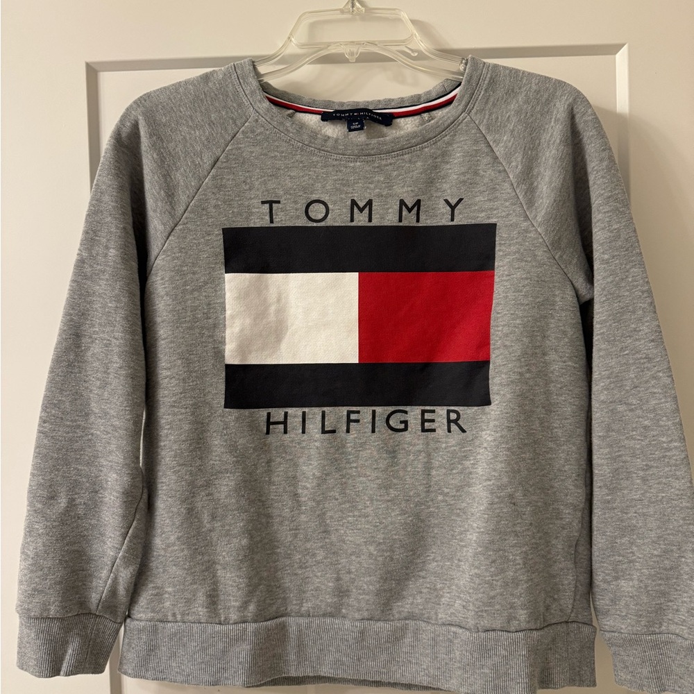 Tommy Hilfiger women's sweater